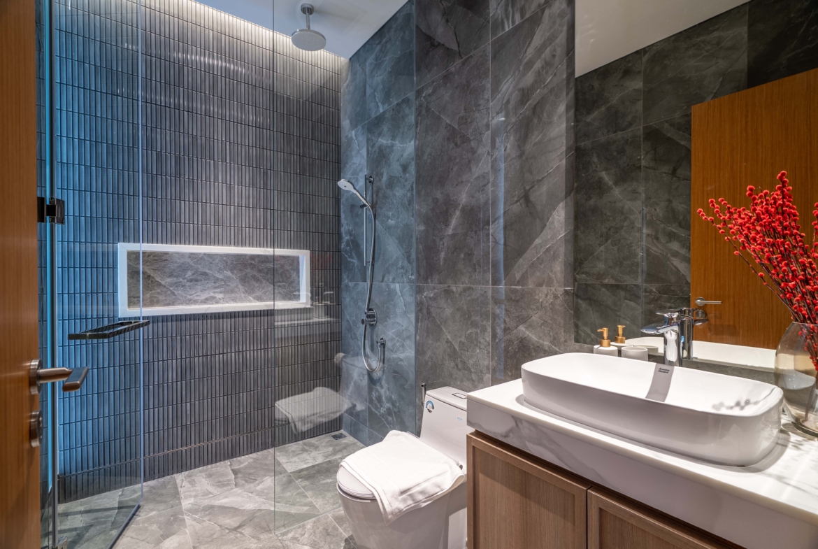 Ensuite Bath