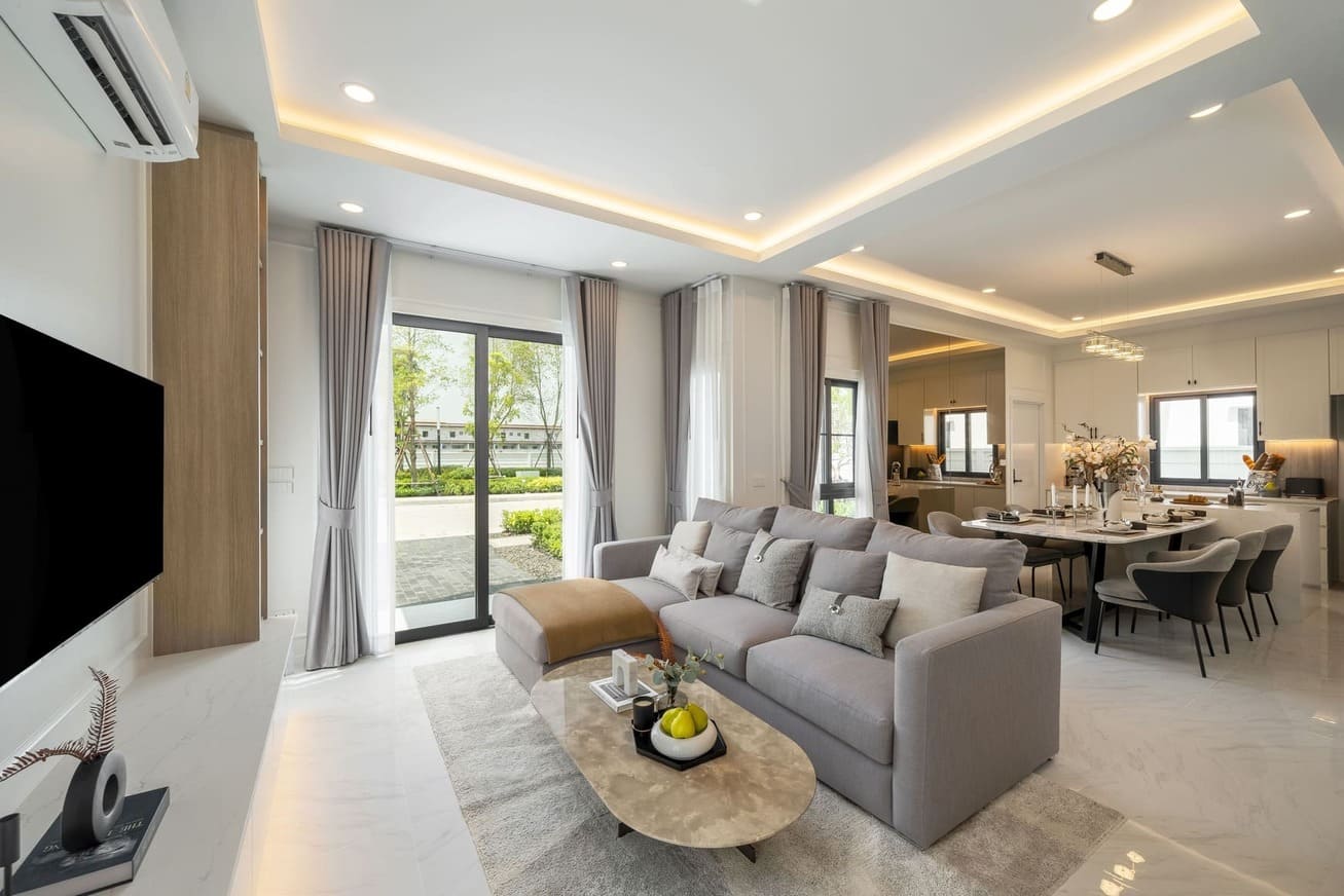 Astoria Phahonyothin -Lamlukka living dinning