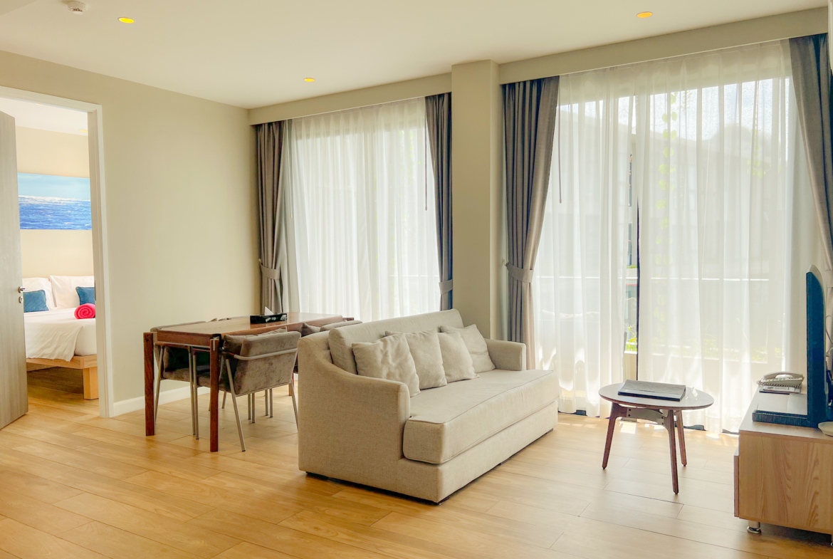 Diamond Condominium for sale in Phuket living room