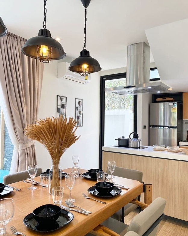 Diamond Pool Villa Phuket  Dinning