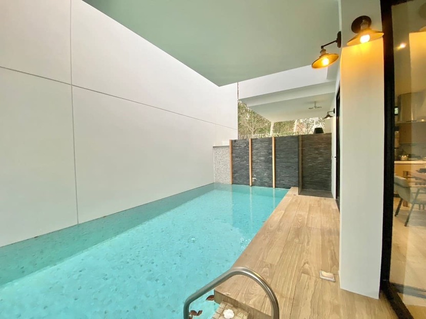 Diamond-pool-villa-Type-A - Swimming pool