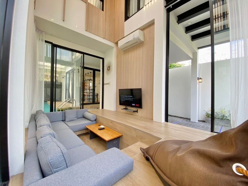 Diamond-pool-villa-Type-A-Living
