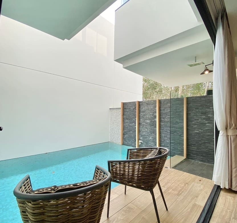 Diamond-pool-villa-Type-A-Swimming pool