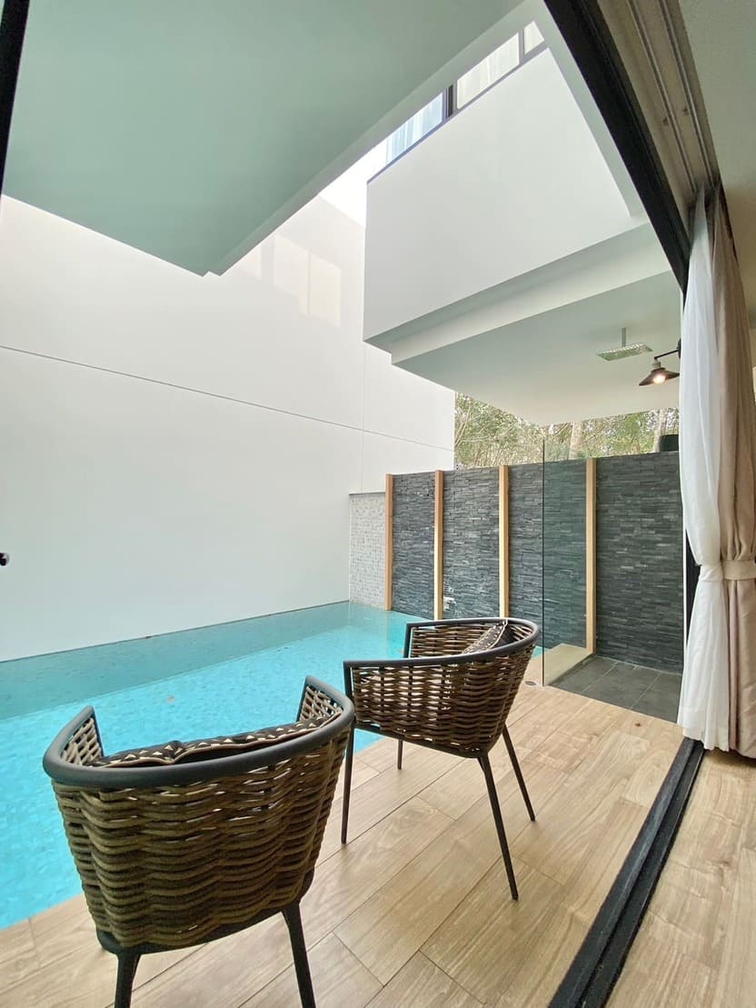 Diamond-pool-villa-Type-A-Swimming pool