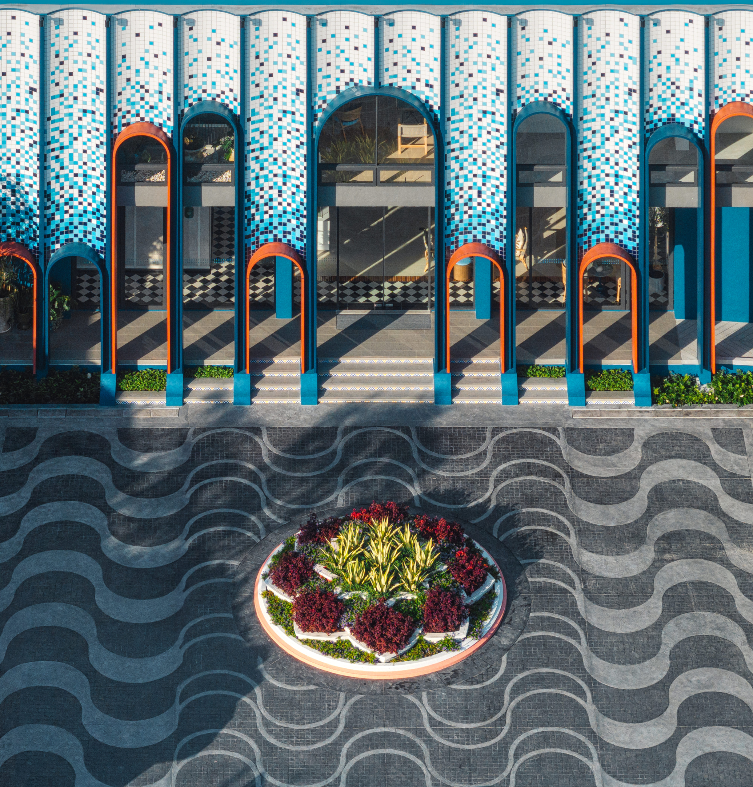 cabanas Huahin Front Condo & Common Road