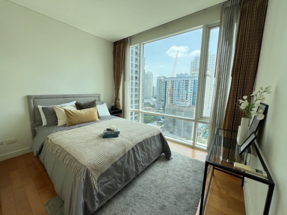 Fullerton Sukhumvit floor 16 Bedroom