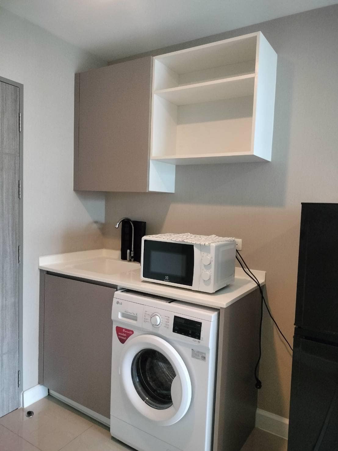Metroluxe Ratchada Condo For Rent Washer