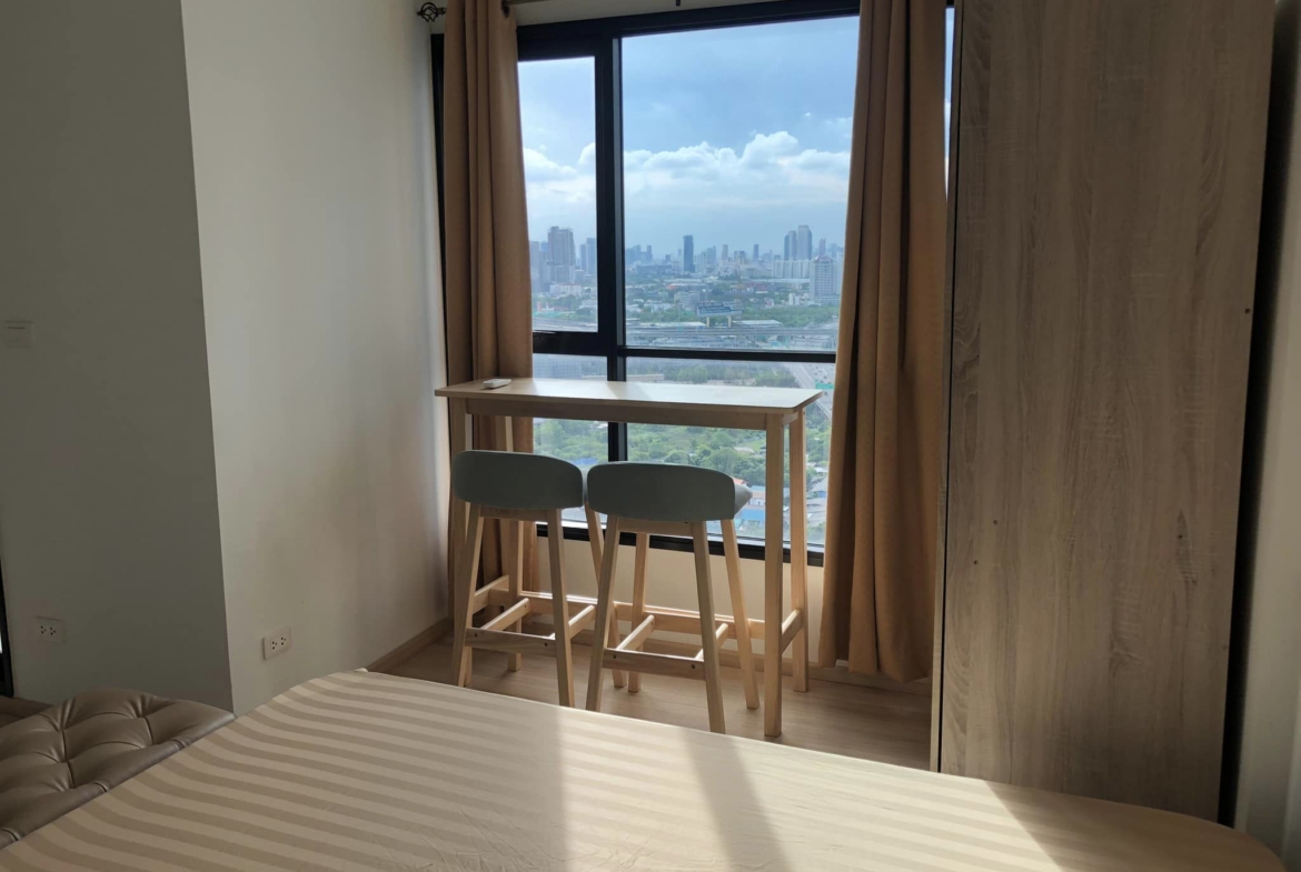 The Base Rama 9 - Ramkhamhaeng Bedroom