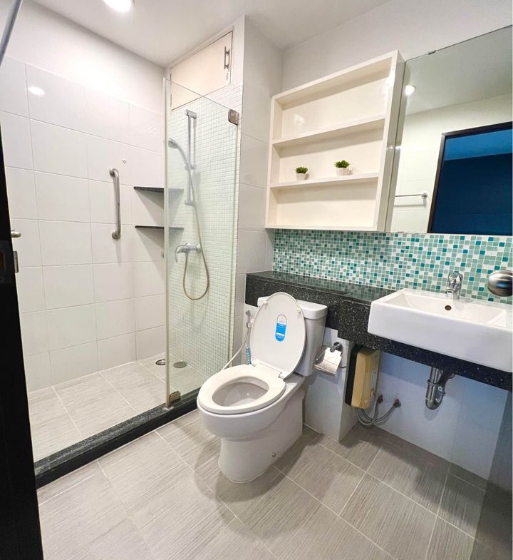 Diamond Sukhumvit Bathroom