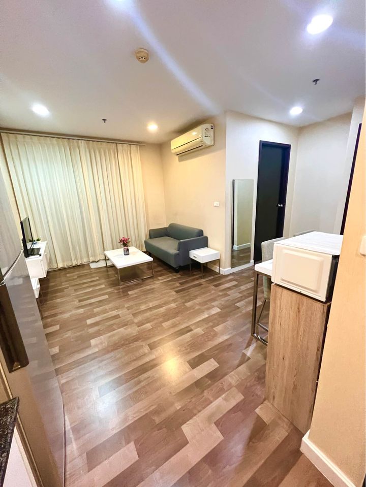 Diamond Sukhumvit Livingroom