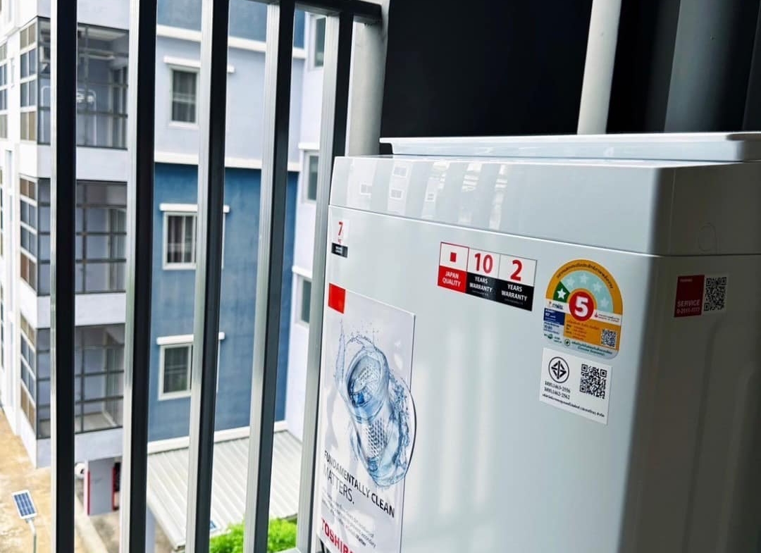 Chewathai PinKlao Balcony & Washer