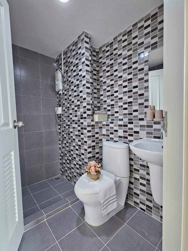 D Condo Rattanathibet Bathroom