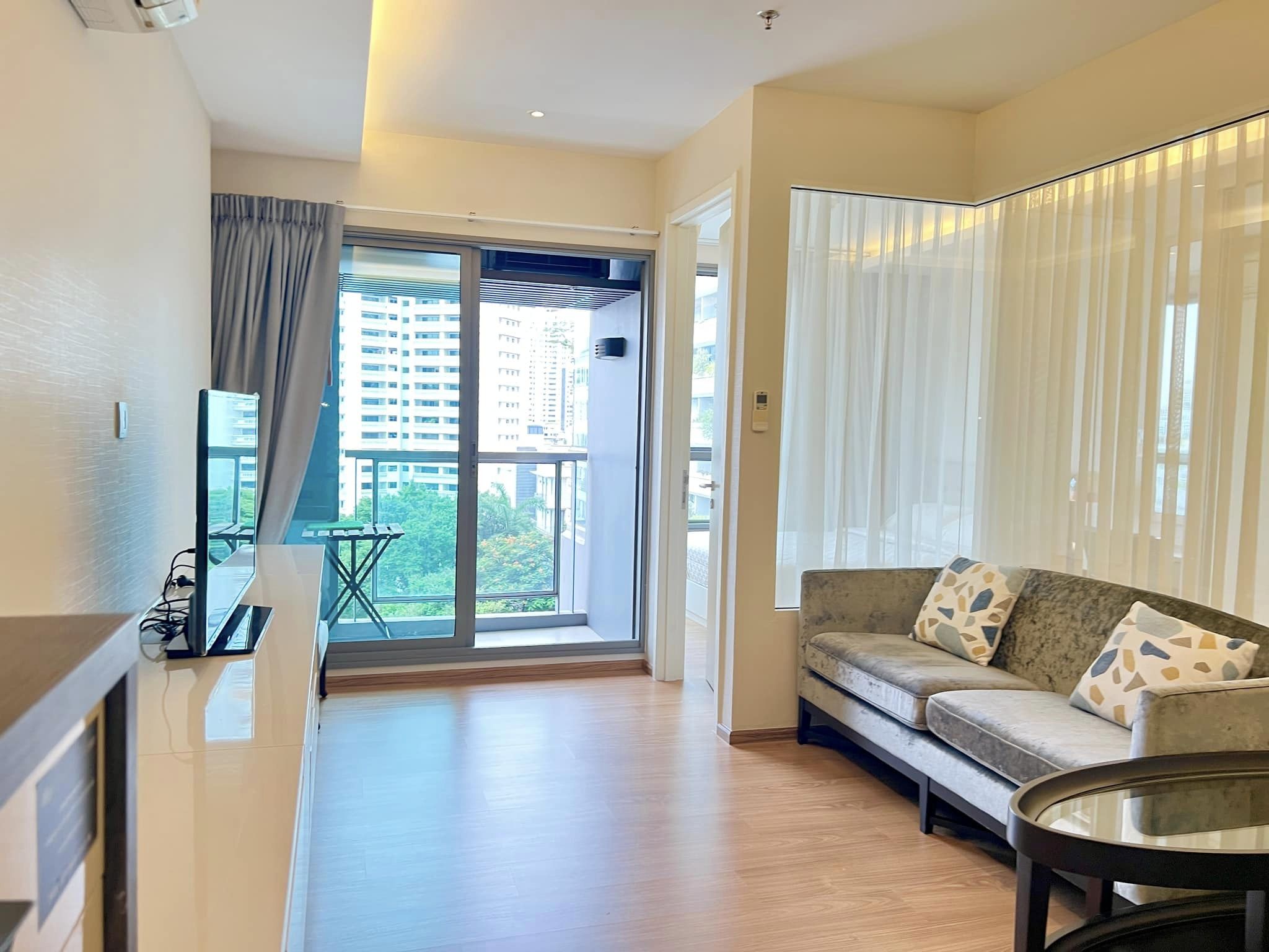 H Sukhumvit 43 Living