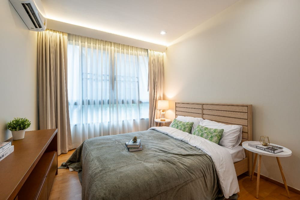 Issara@42 Sukhumvit Bedroom