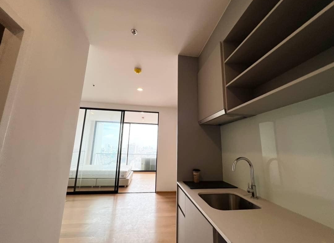 Noble Revo Silom Kitchen