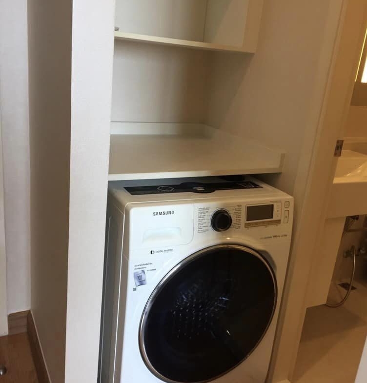 Q house condo sukhumvit79 Washer