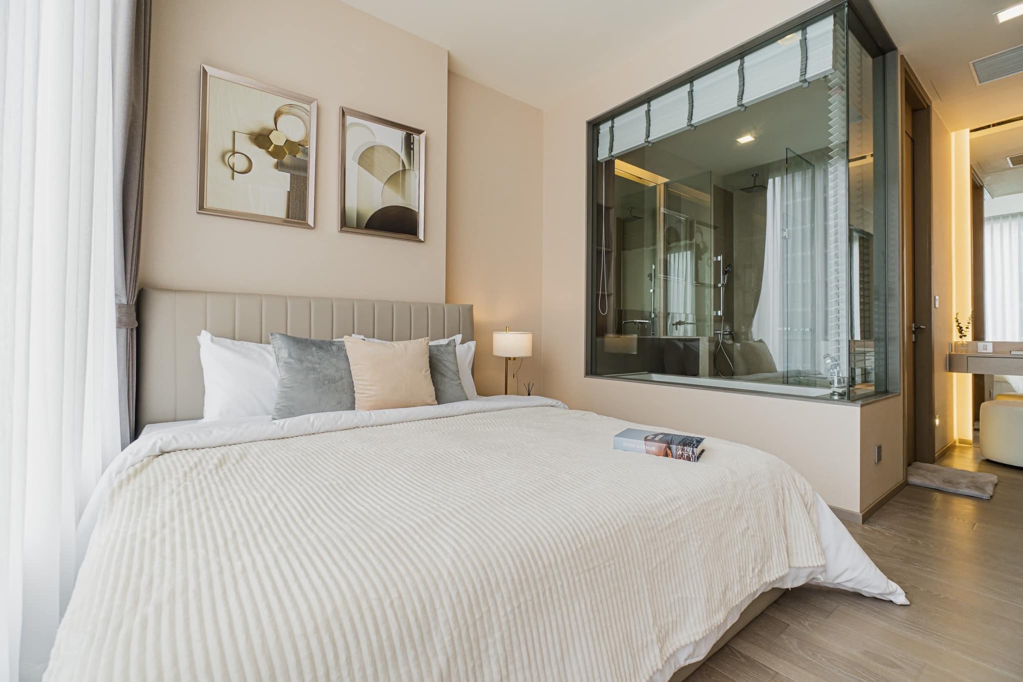 The Esse Asoke Bedroom