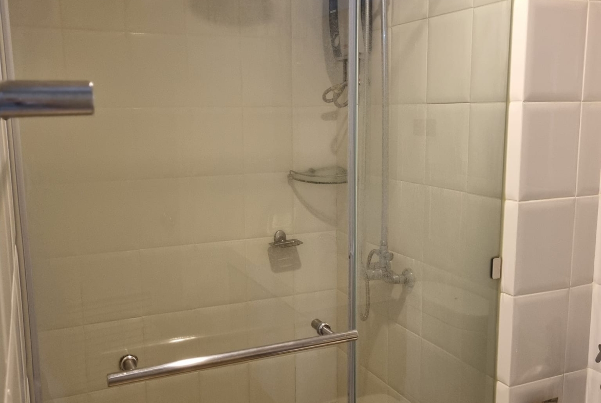 The president condo sukhumvit81 Bathroom