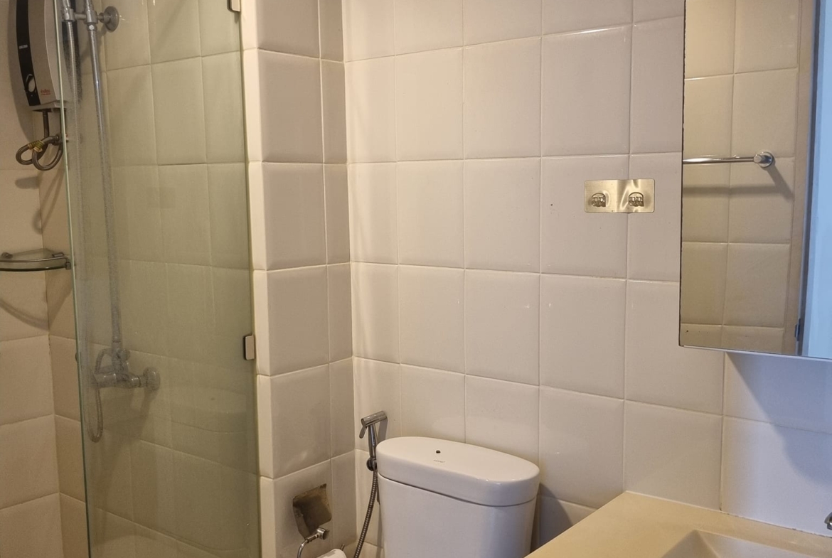 The president condo sukhumvit81 Bathroom