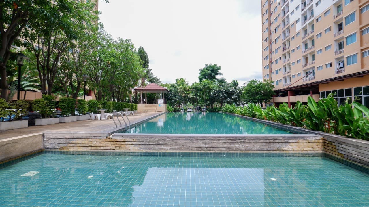 City Home Rattanathibet Swimming Pool