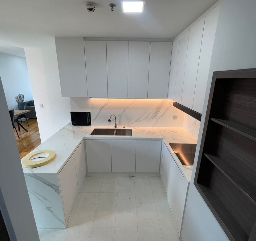 KEYNE BY SANSIRI Kitchen Zone