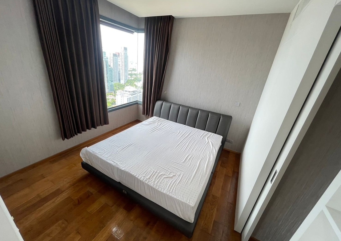 Keyne by Sansiri Bed