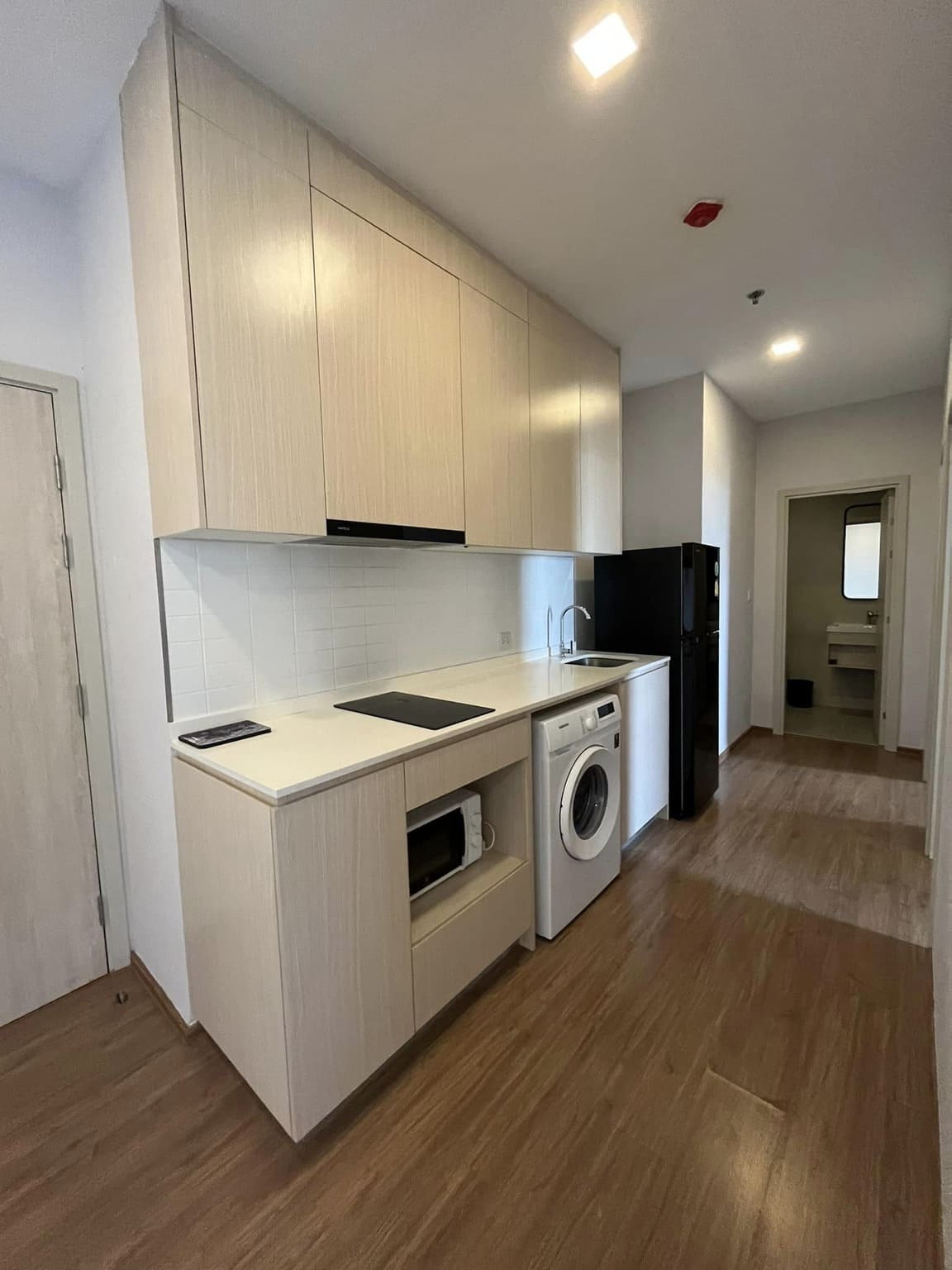 Metris Rama 9-Ramkhamhaeng Kitchen Zone