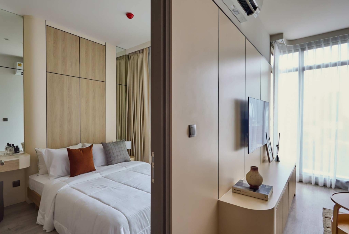 Rhythm Ekkamai Estate Bedroom