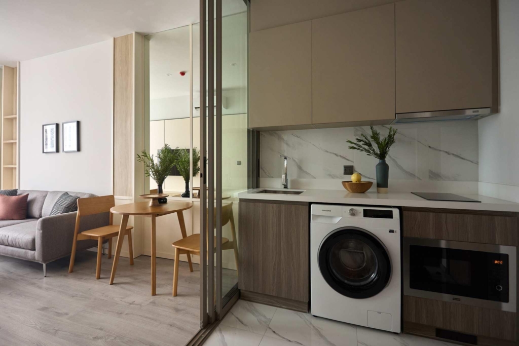 Rhythm Ekkamai Estate Kitchen Zone