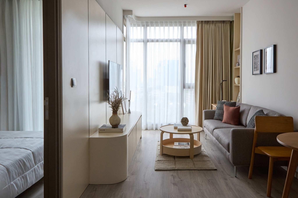 Rhythm Ekkamai Estate Living