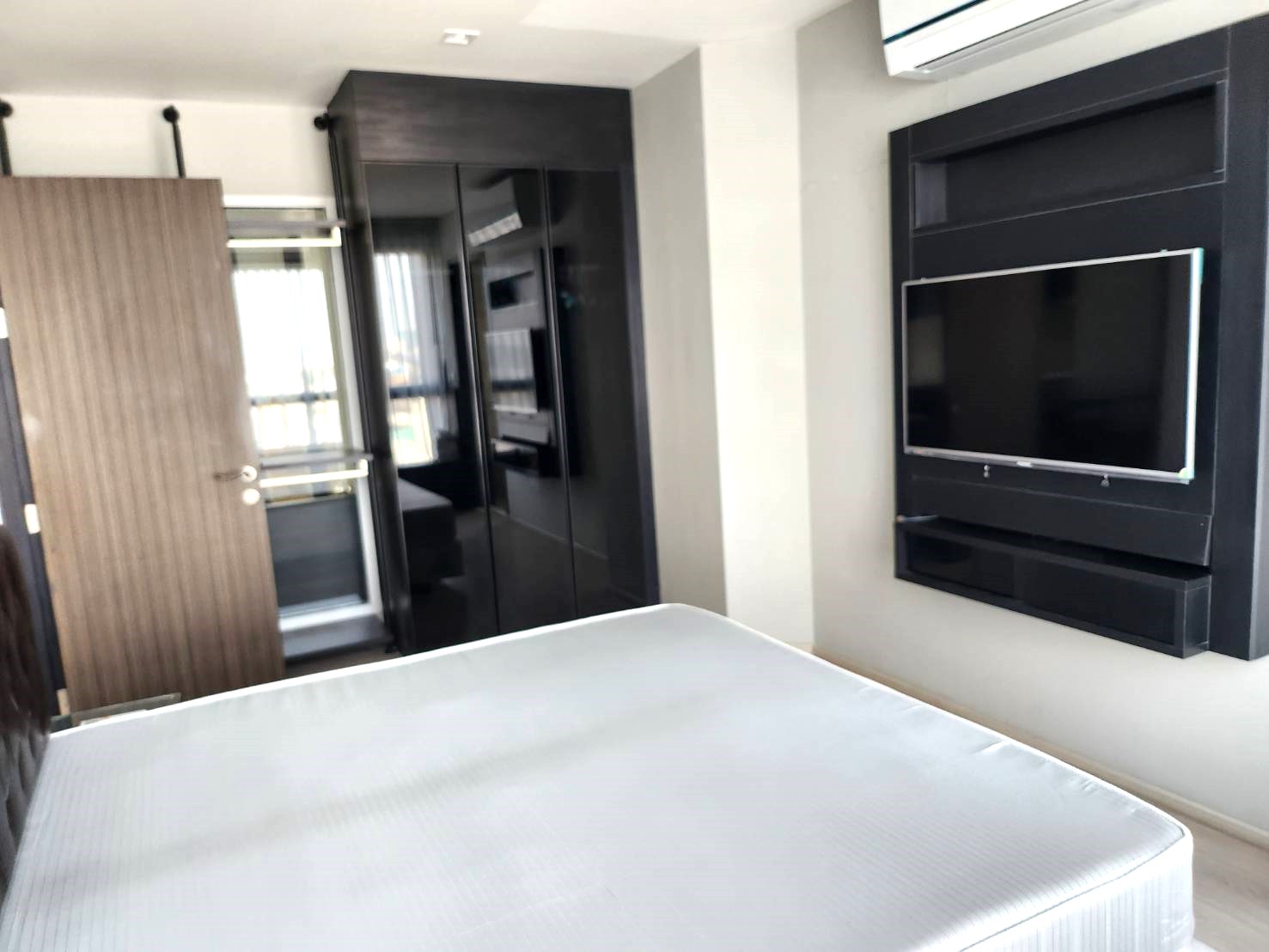 Rhythm 441 Condominium9