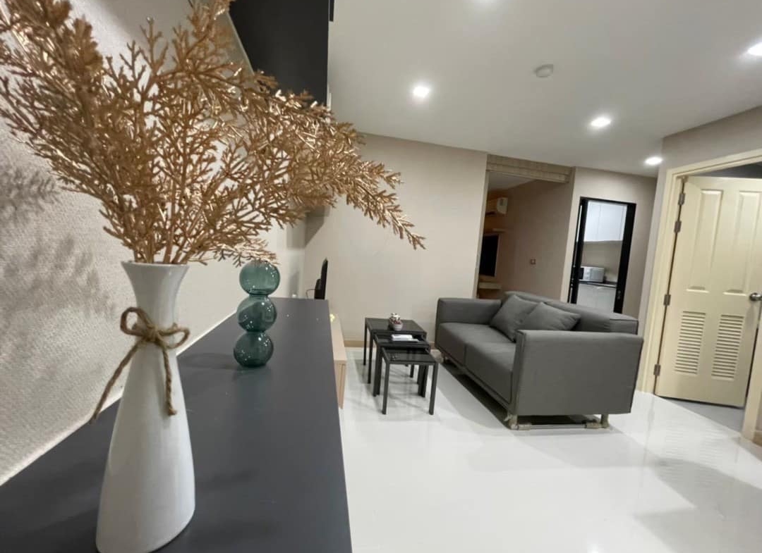 The ACE Ekamai Living