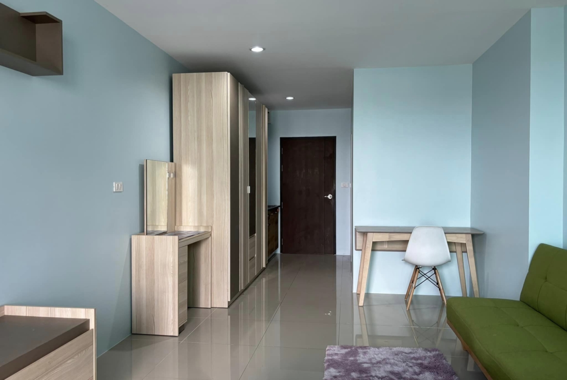Asakan Place Srinakarindra Living