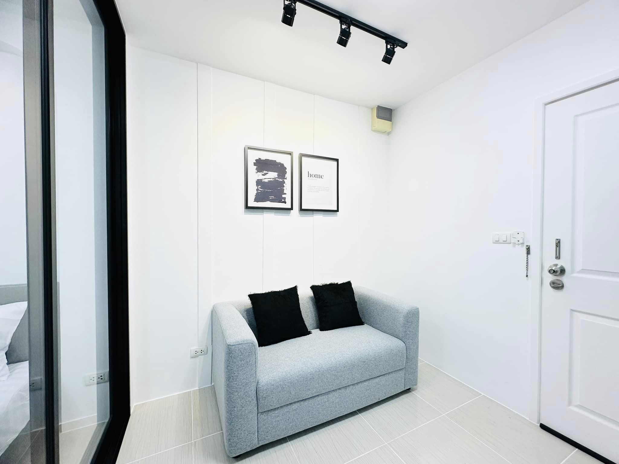 Plum Condo Ladprao 101 Living