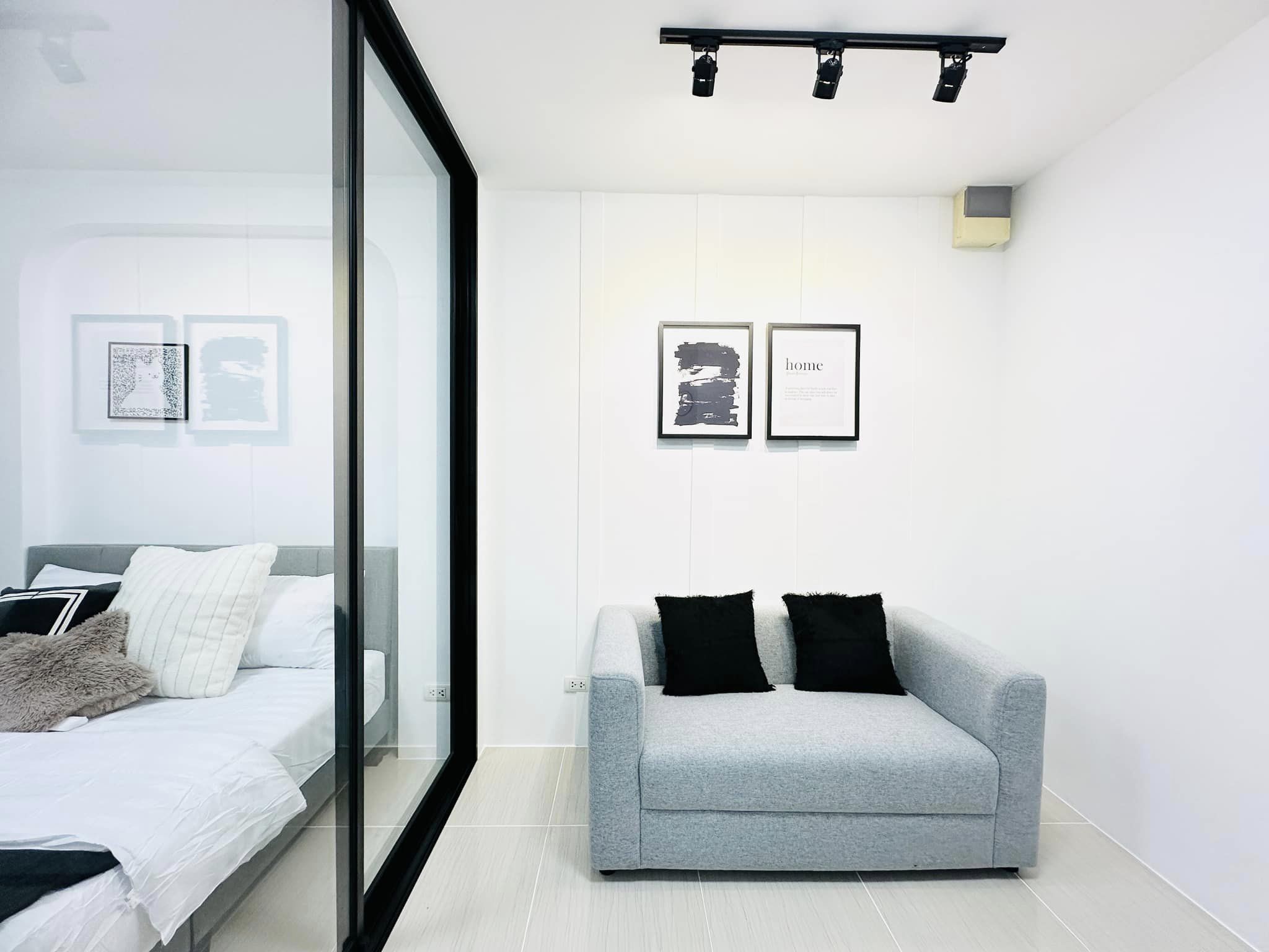 Plum Condo Ladprao 101 Living