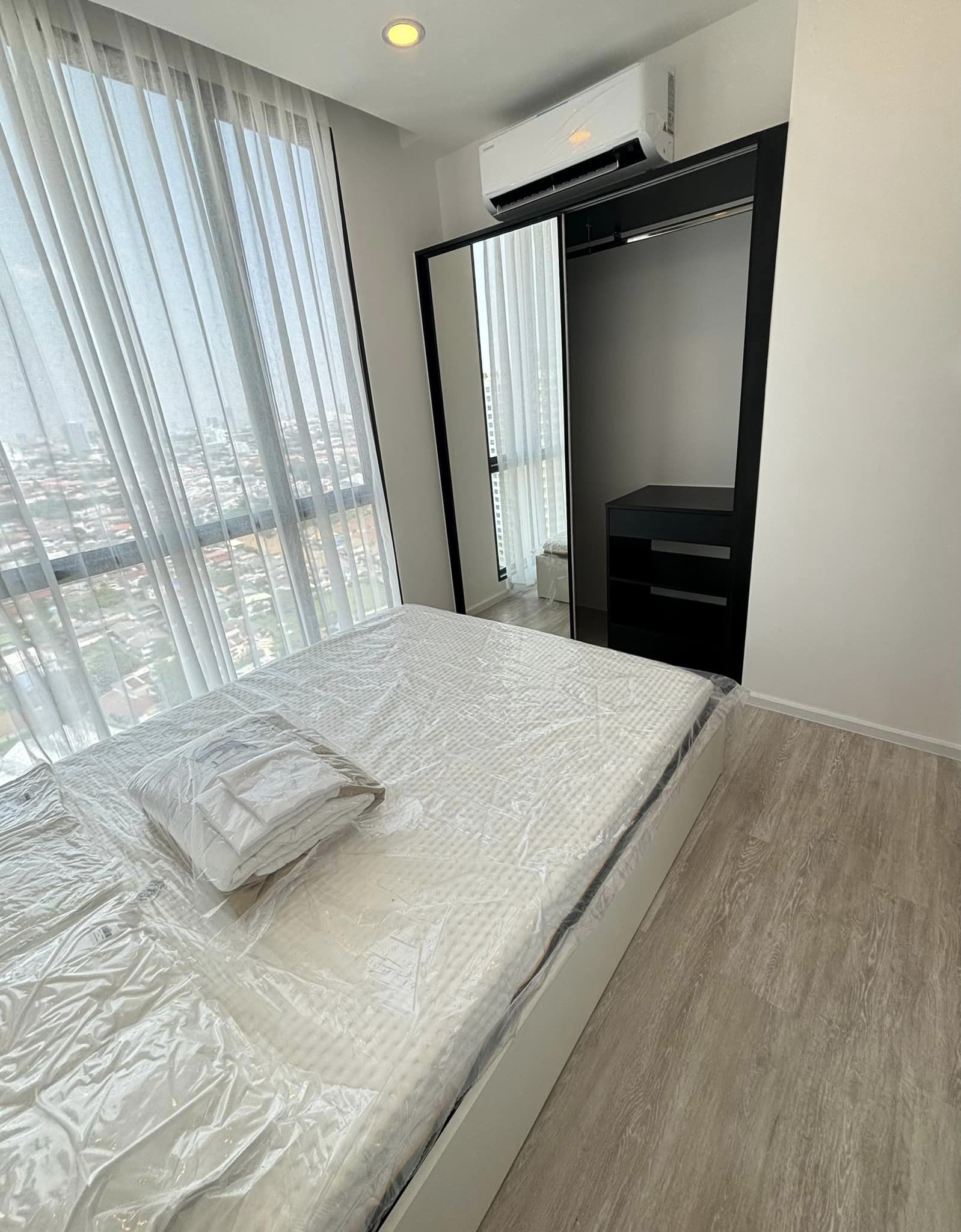 The Clev Riverline Chaophraya - Wong Sawang Bed