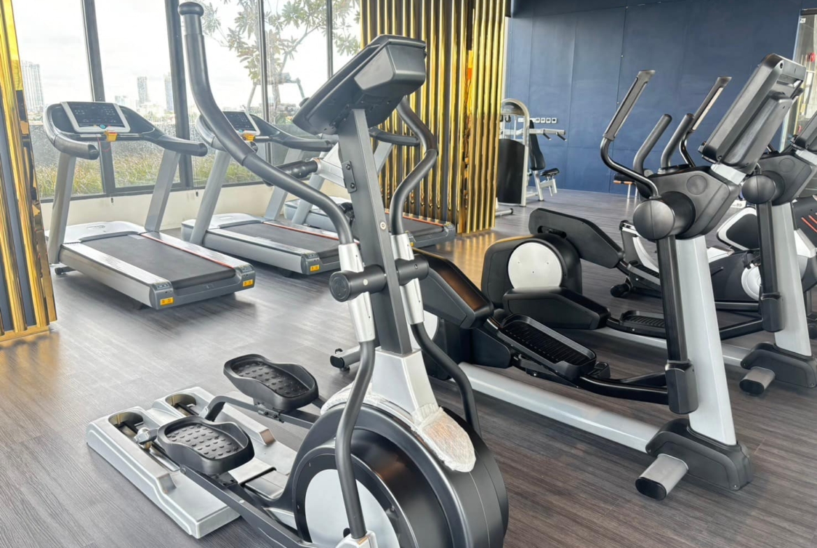 The Clev Riverline Chaophraya - Wong Sawang Gym