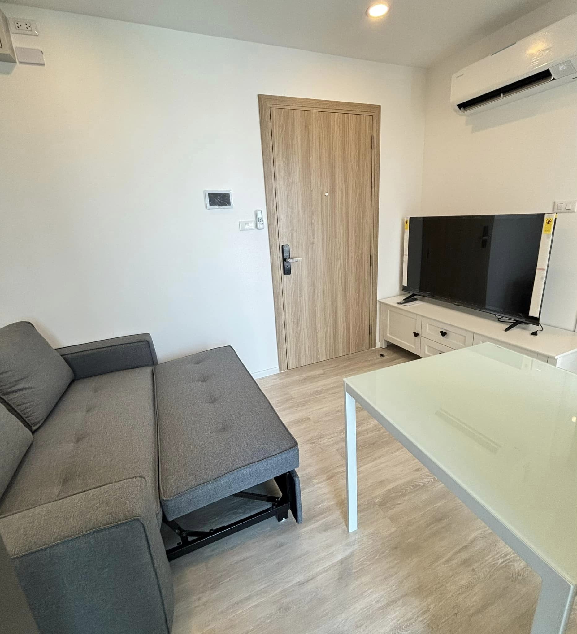 The Clev Riverline Chaophraya - Wong Sawang Living