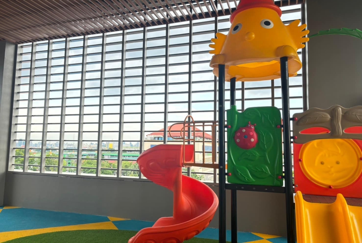 The Clev Riverline Chaophraya - Wong Sawang Play Grond