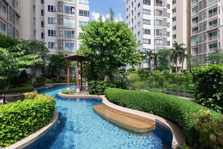 Centric Scene Ratchavipha Swimming Pool