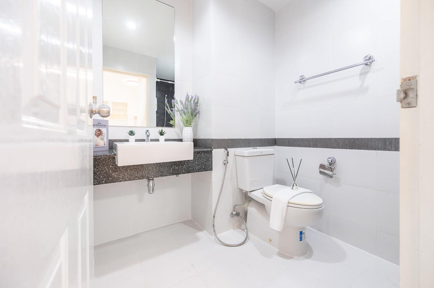 A Space Sukhumvit 77 Bathroom