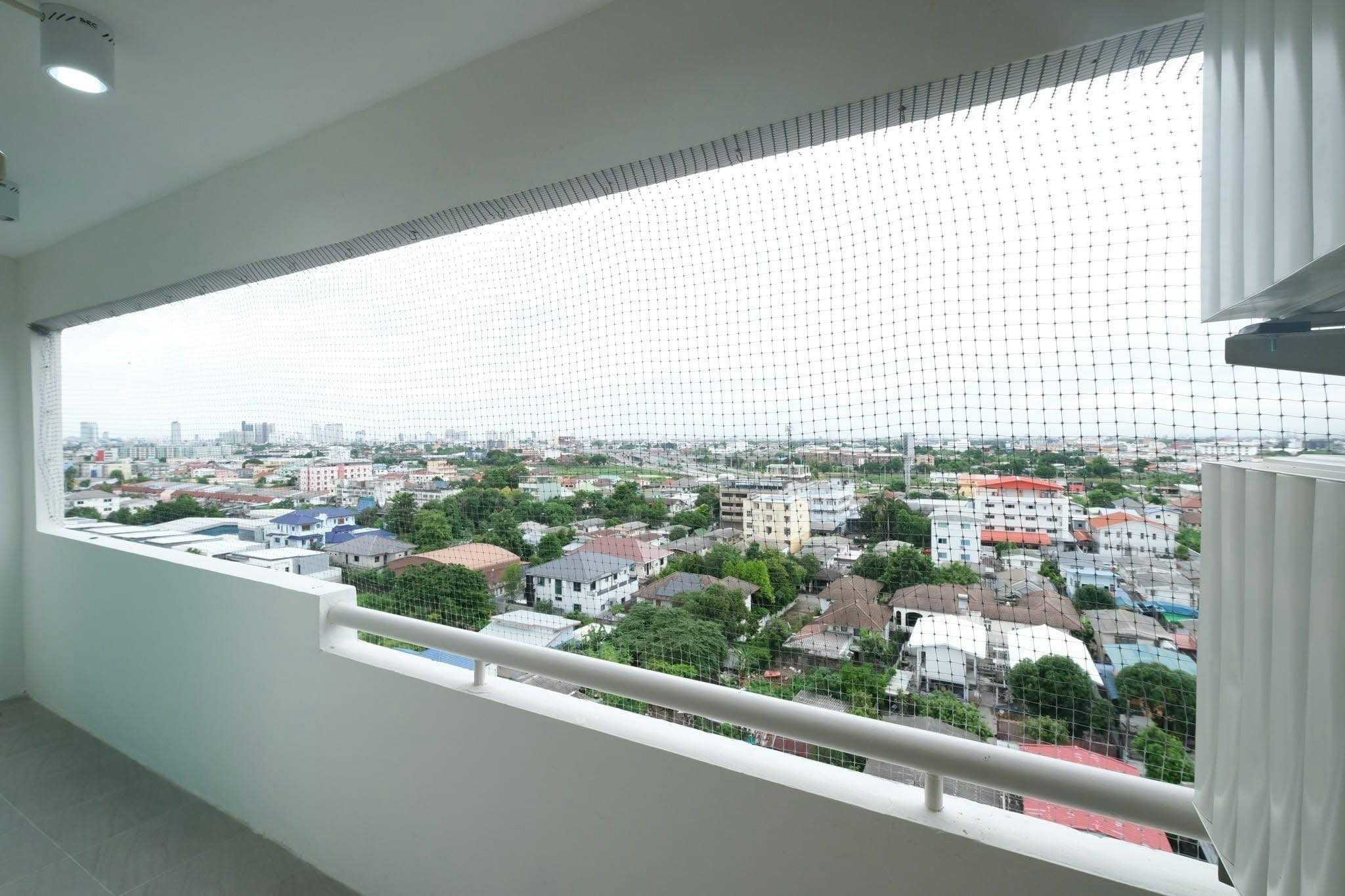 Anchun Condominium On Nut Balcony