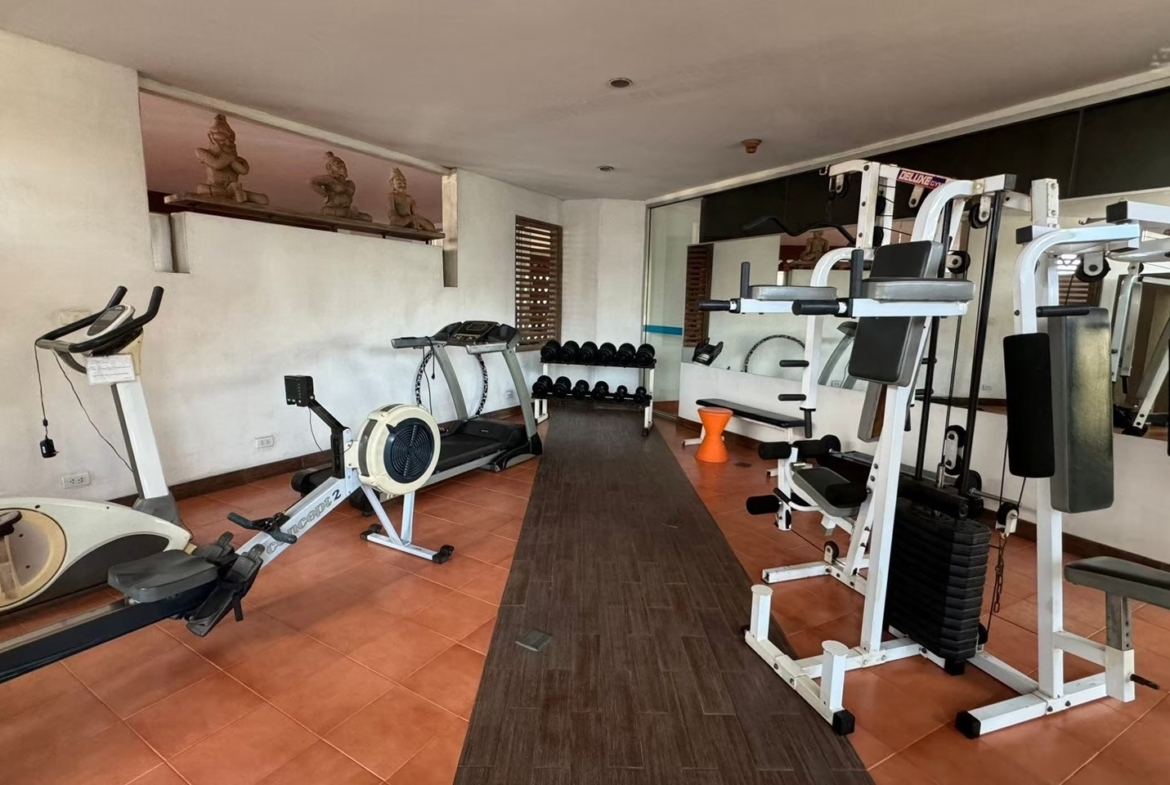 Rama Harbour Condo Gym