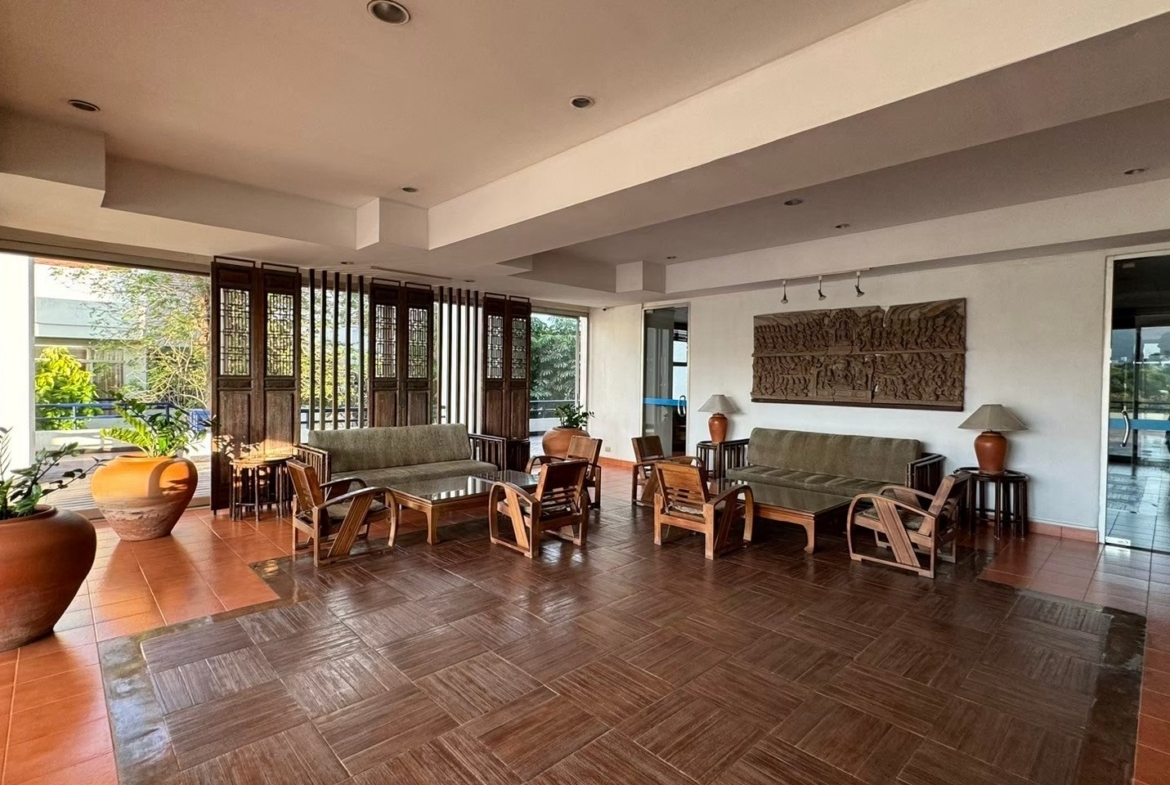 Rama Harbour Condo \