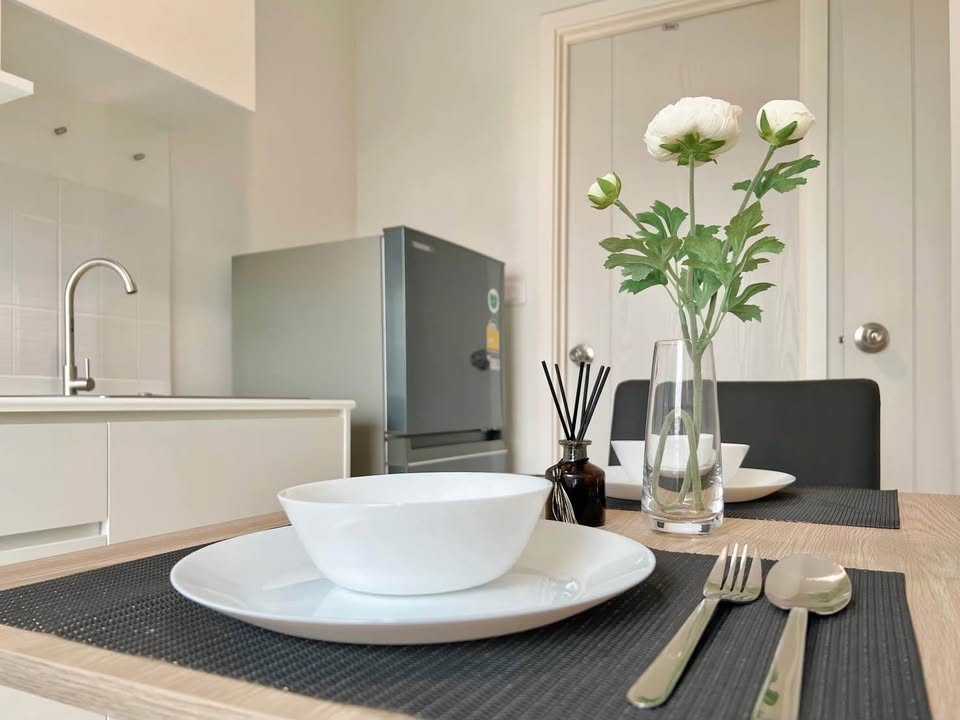 iCondo Active Phatthanakan Dinning & Kitchenzone
