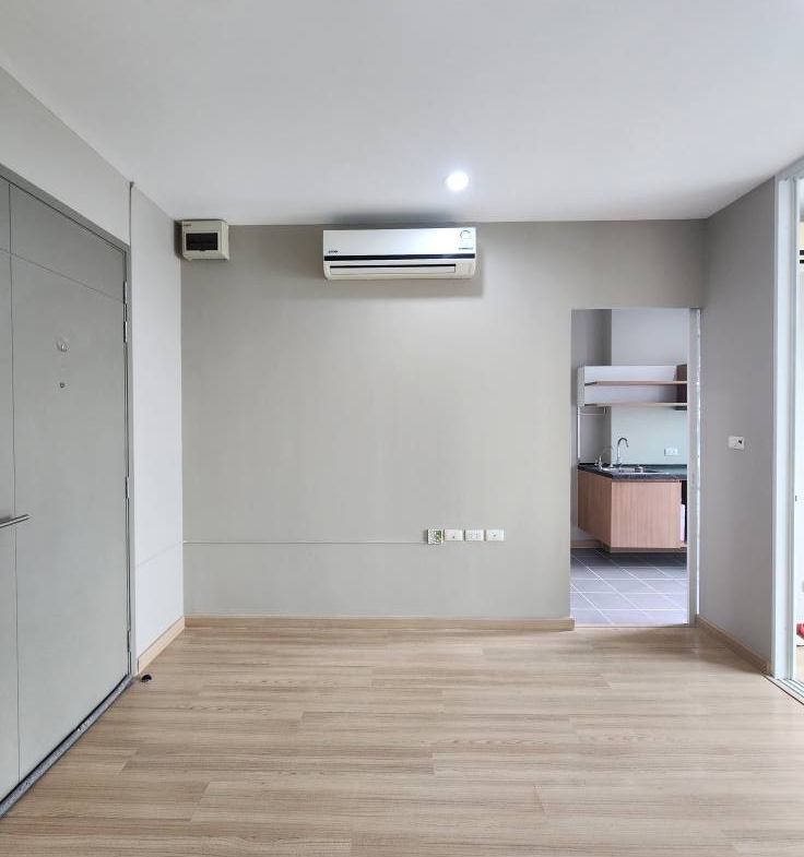 The Tempo Grand Sathorn Wutthakat