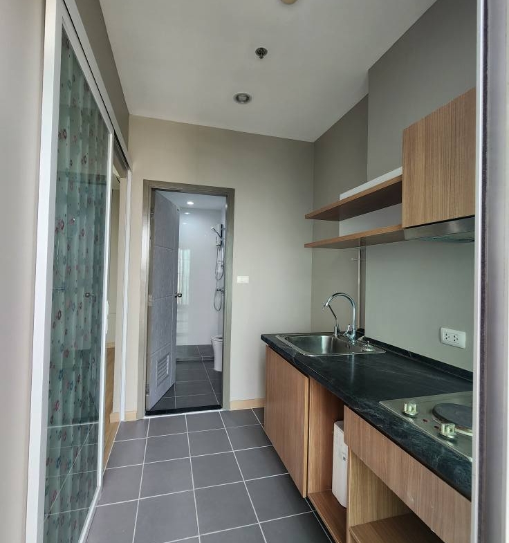 The Tempo Grand Sathorn Wutthakat Kitchen Zone