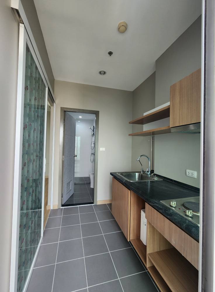 The Tempo Grand Sathorn Wutthakat Kitchen Zone