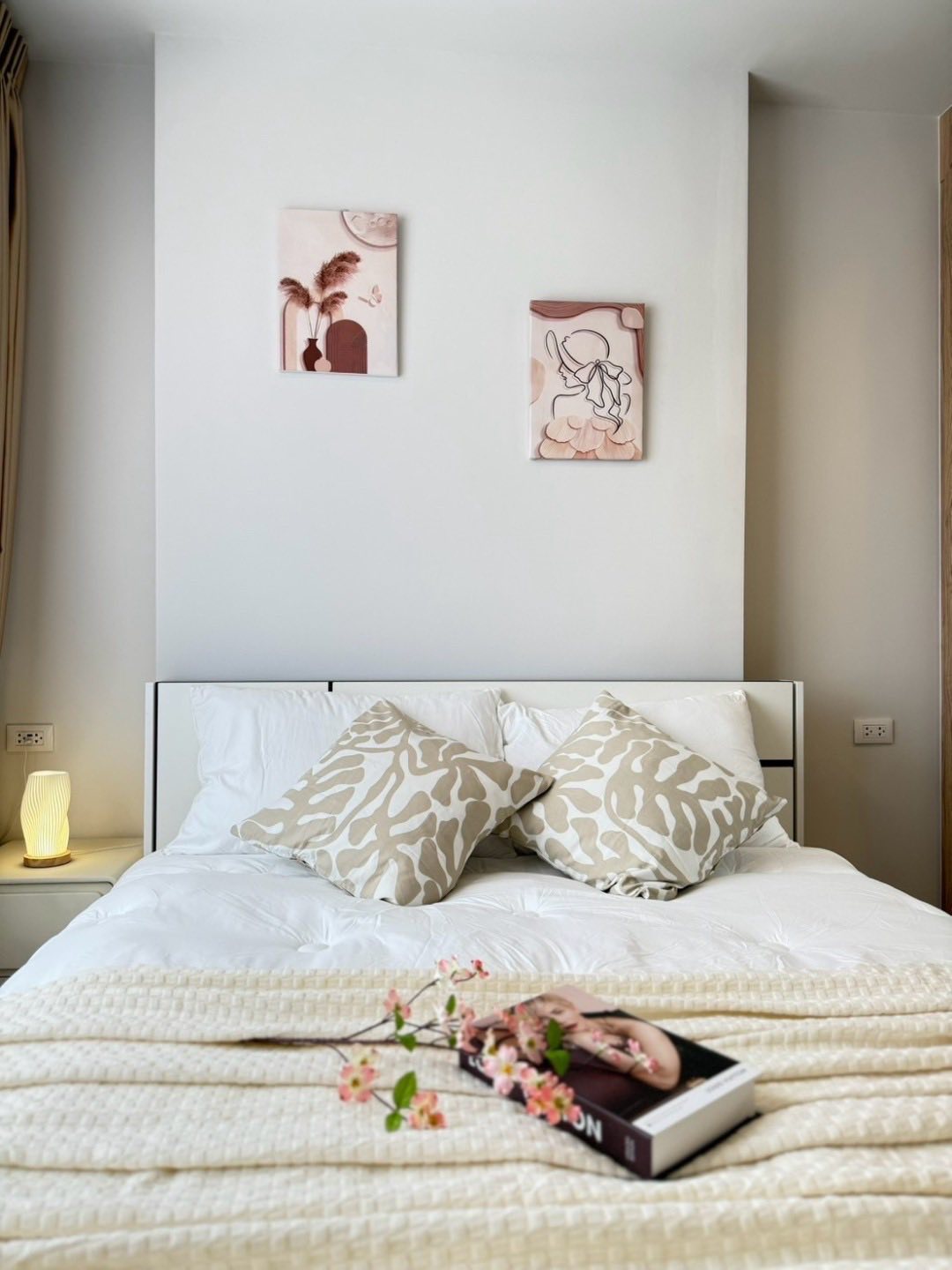 Chewathai Pinklao Bedroom