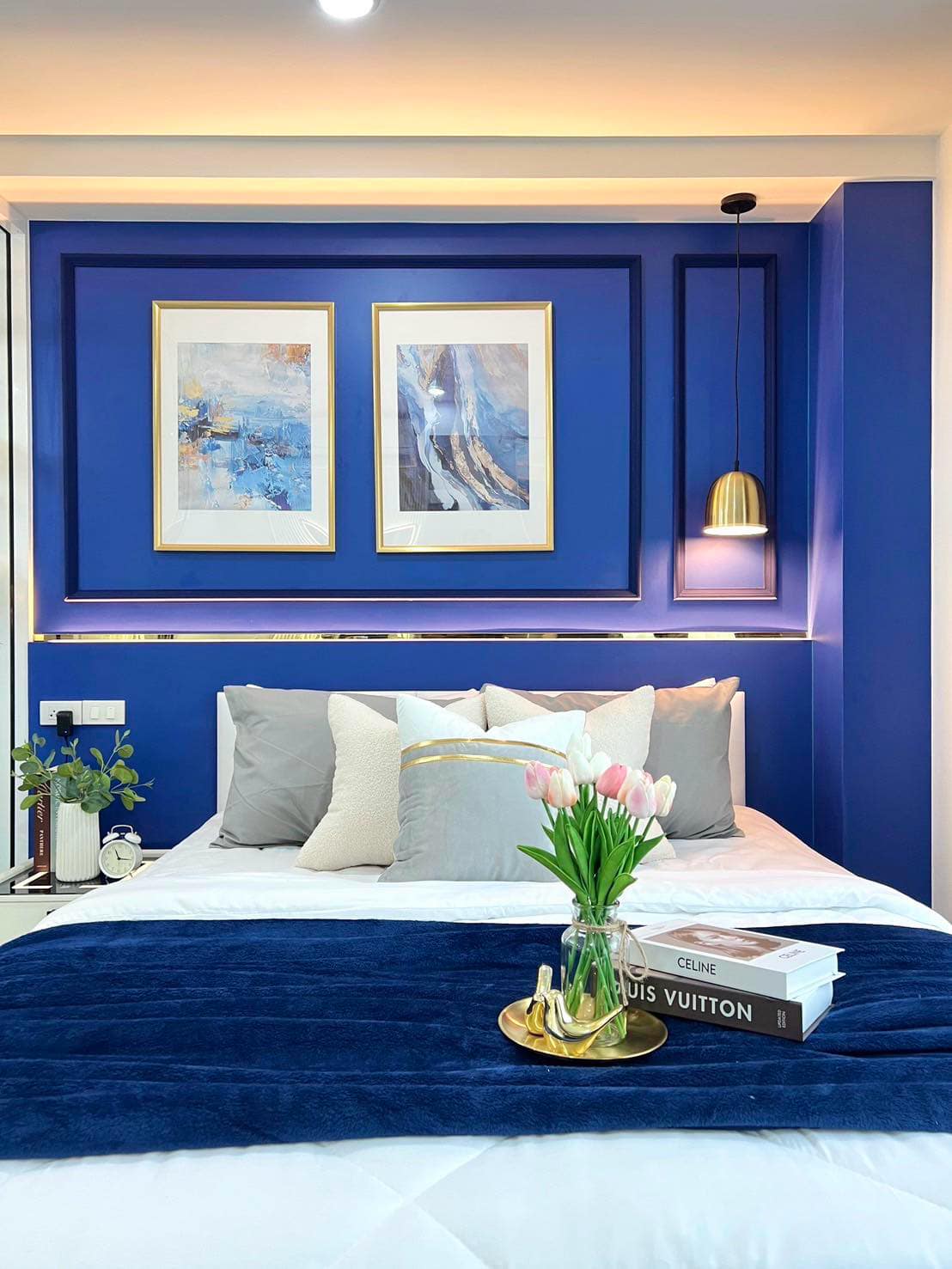 Double U Condominium Bedroom